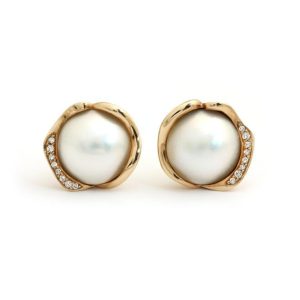 Per Borup Dôme de Perles oorclips met mabe-parels