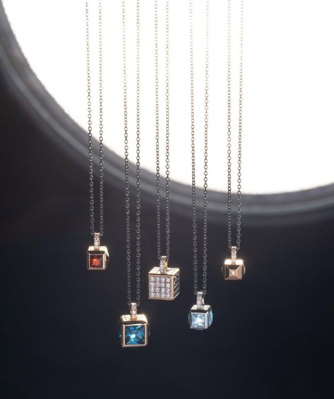Ponte Vecchio Titanium ketting met roségouden kubus hanger - Afbeelding 4