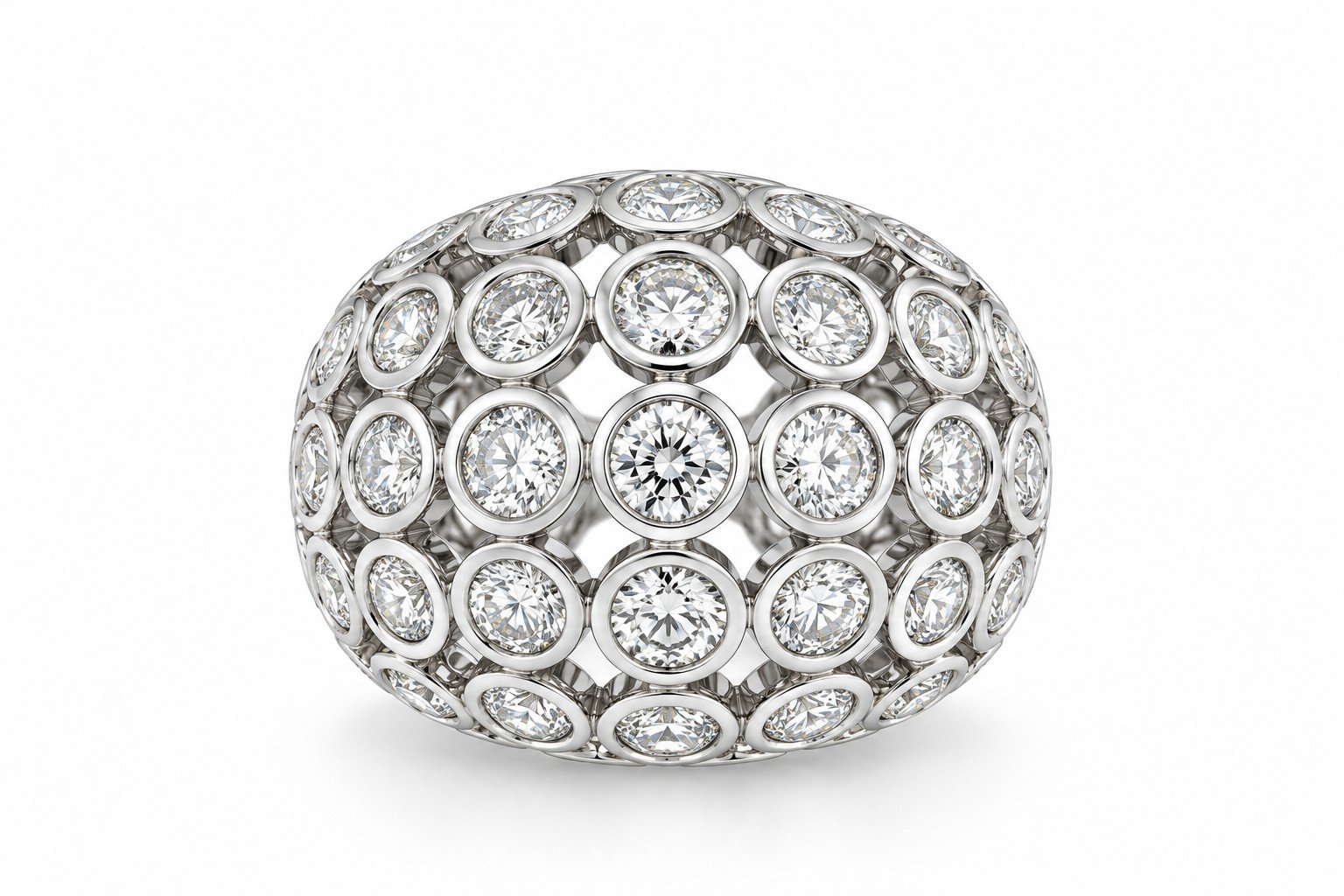 Luxury white gold ring with 63 diamonds and a total weight of 8.35 ct