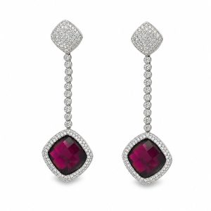 Boucles d’oreilles en grenat et or blanc 18 carats serties de diamants